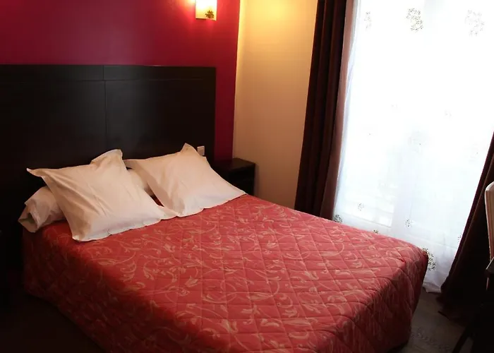 Le Myosotis 2* Paris